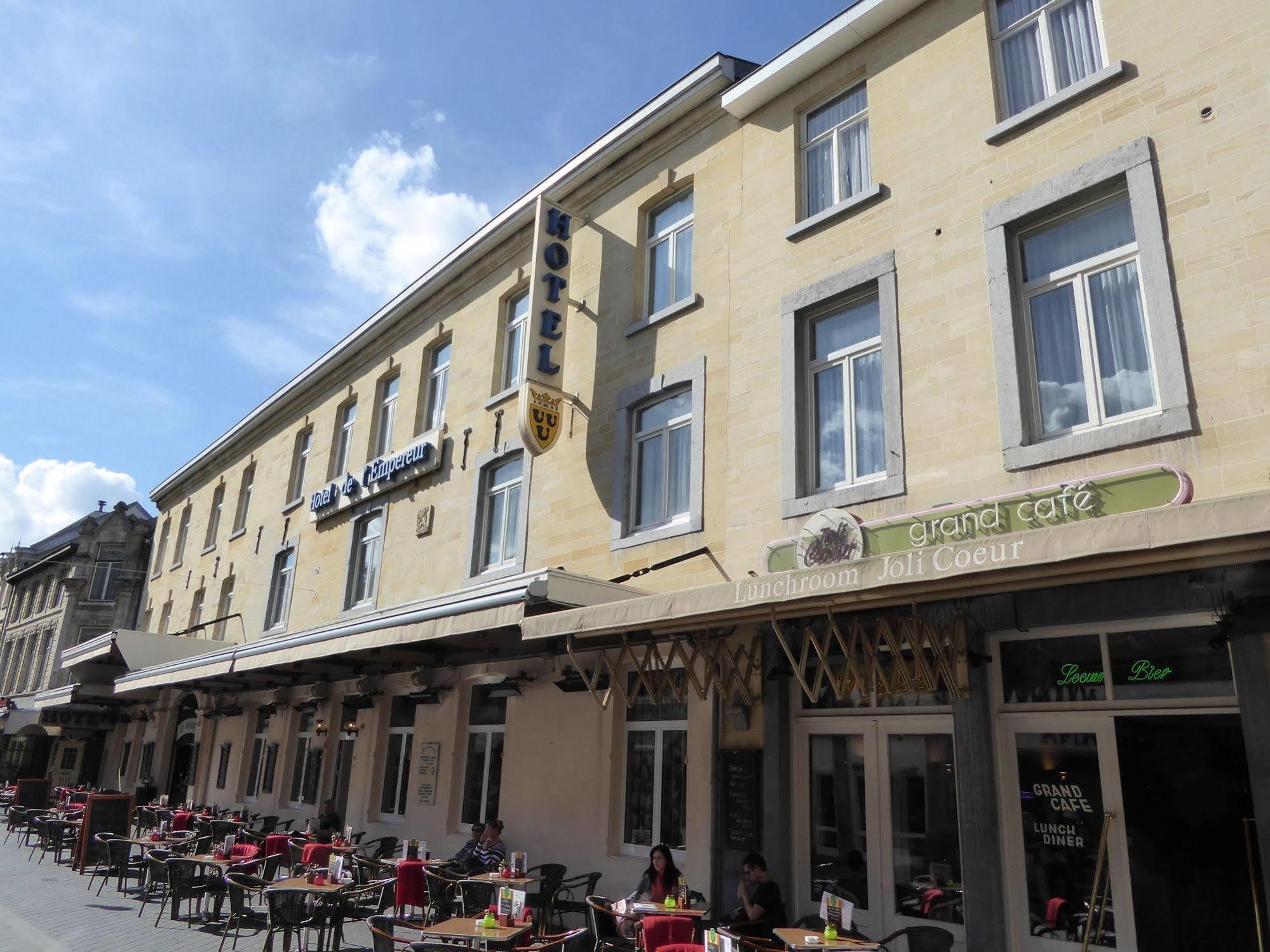 De L'empereur Valkenburg (South Holland)